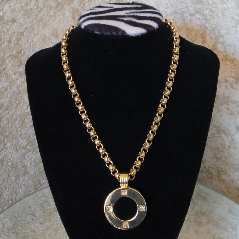 Givenchy Vintage Pendant Necklace